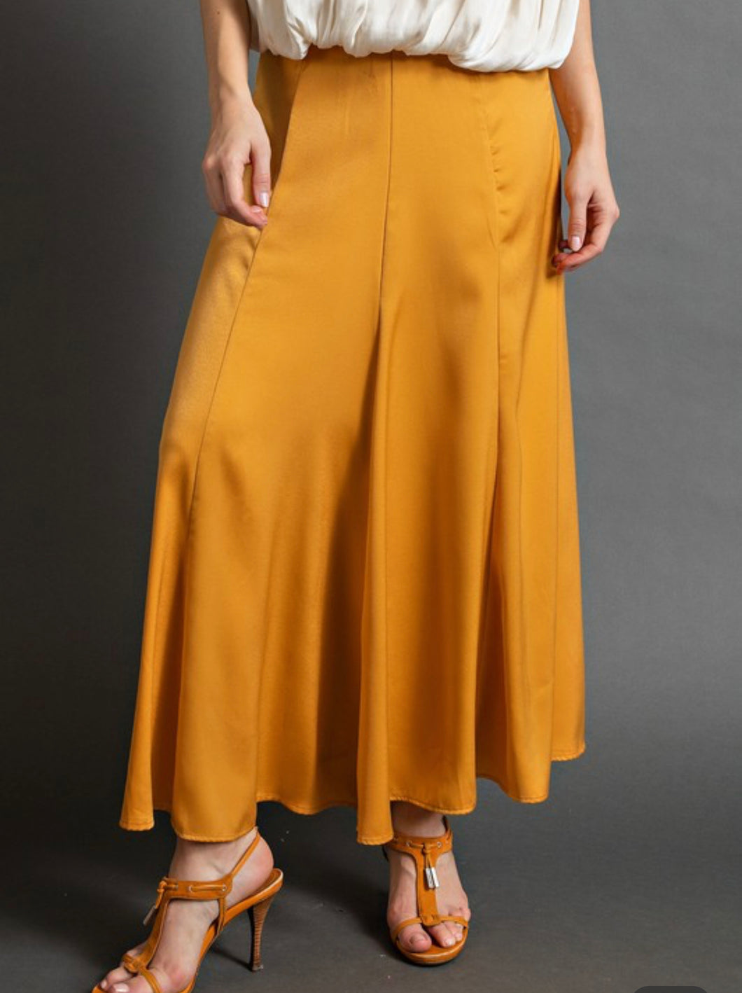 Living Golden Skirt