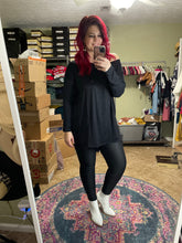 Load image into Gallery viewer, Snow White Booties
