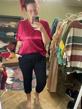 Load image into Gallery viewer, Satin Leopard Pocket Top
